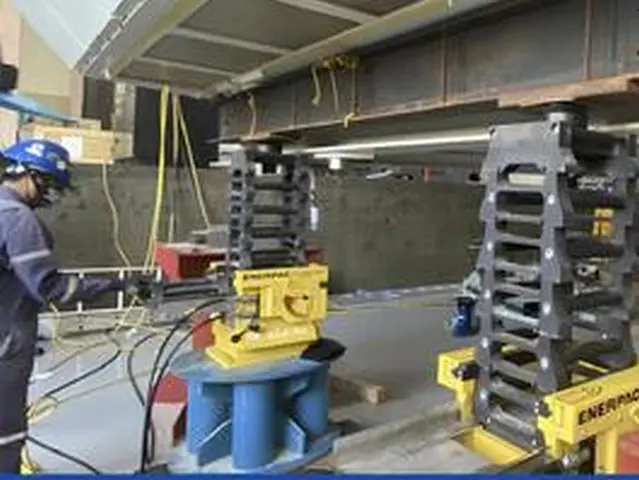 Sewa Hydraulic Jacking Dan Rolling Terpercaya di Pekalongan